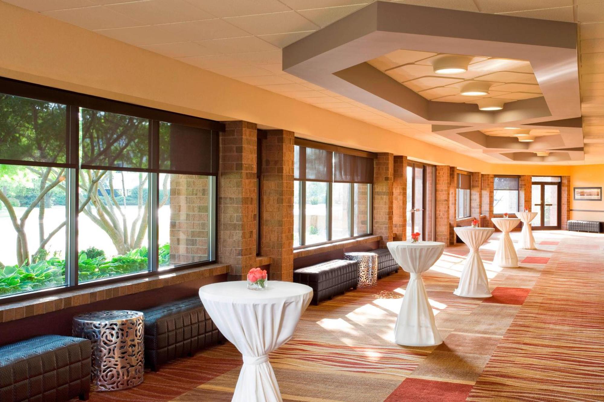 Four Points By Sheraton Milwaukee North Shore Brown Deer Exterior foto